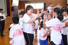 中村真衣さん、三井梨紗子さんらが参加 「オリンピックデー・フェスタ in 昭和村」レポート