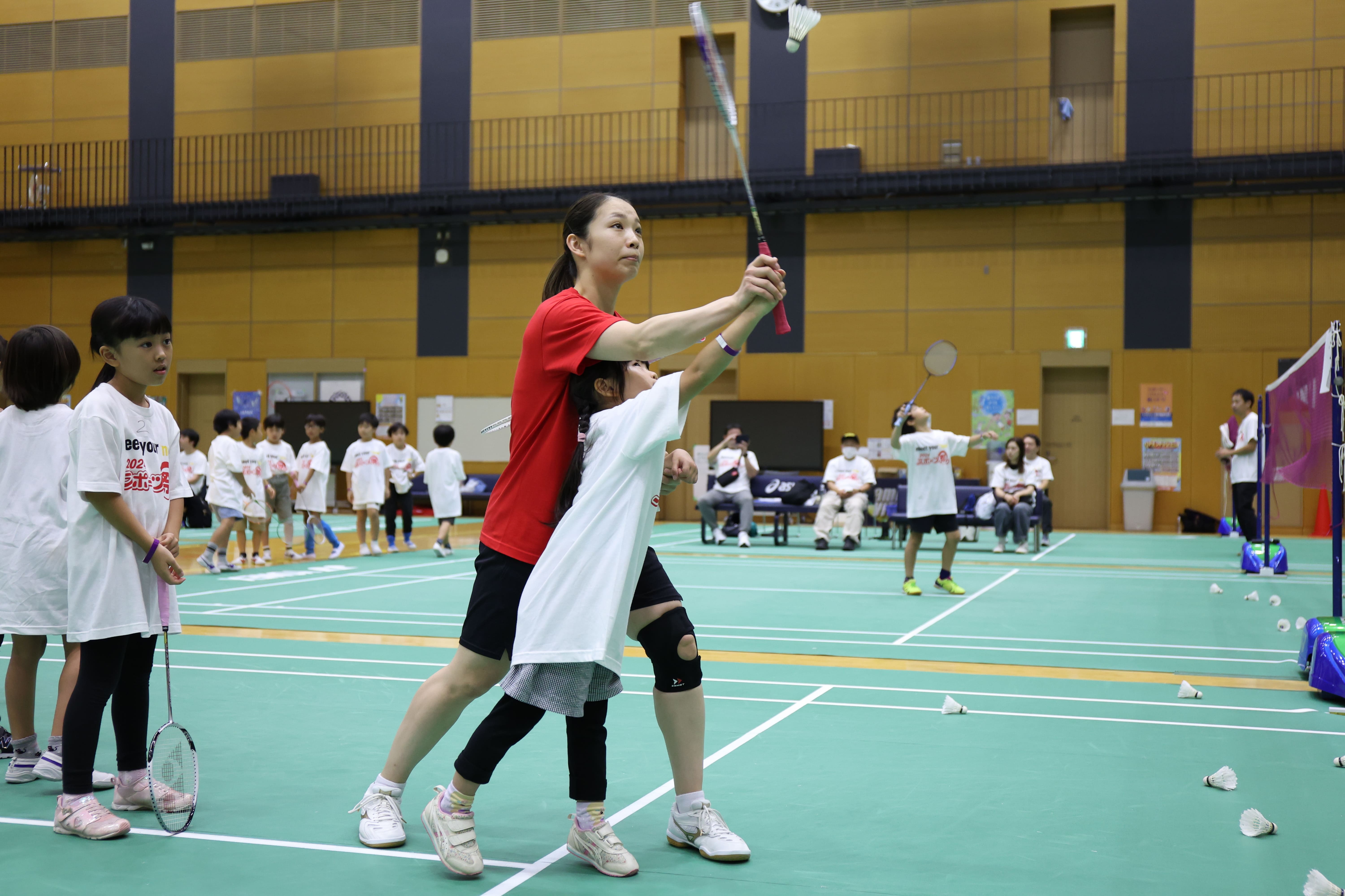 バドミントン教室では松友美佐紀選手が指導（写真：フォート・キシモト）